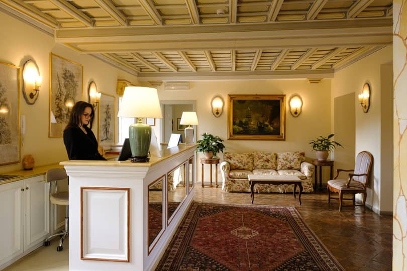 Gallery Hotel 07